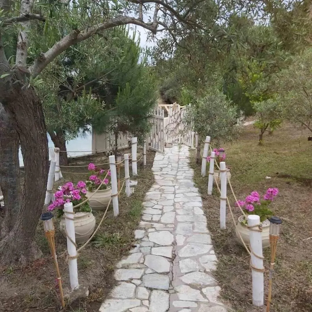 Beach House Onar Diaporos Country house