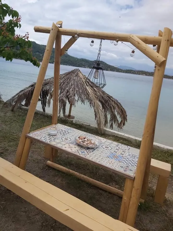 Beach House Onar Diaporos